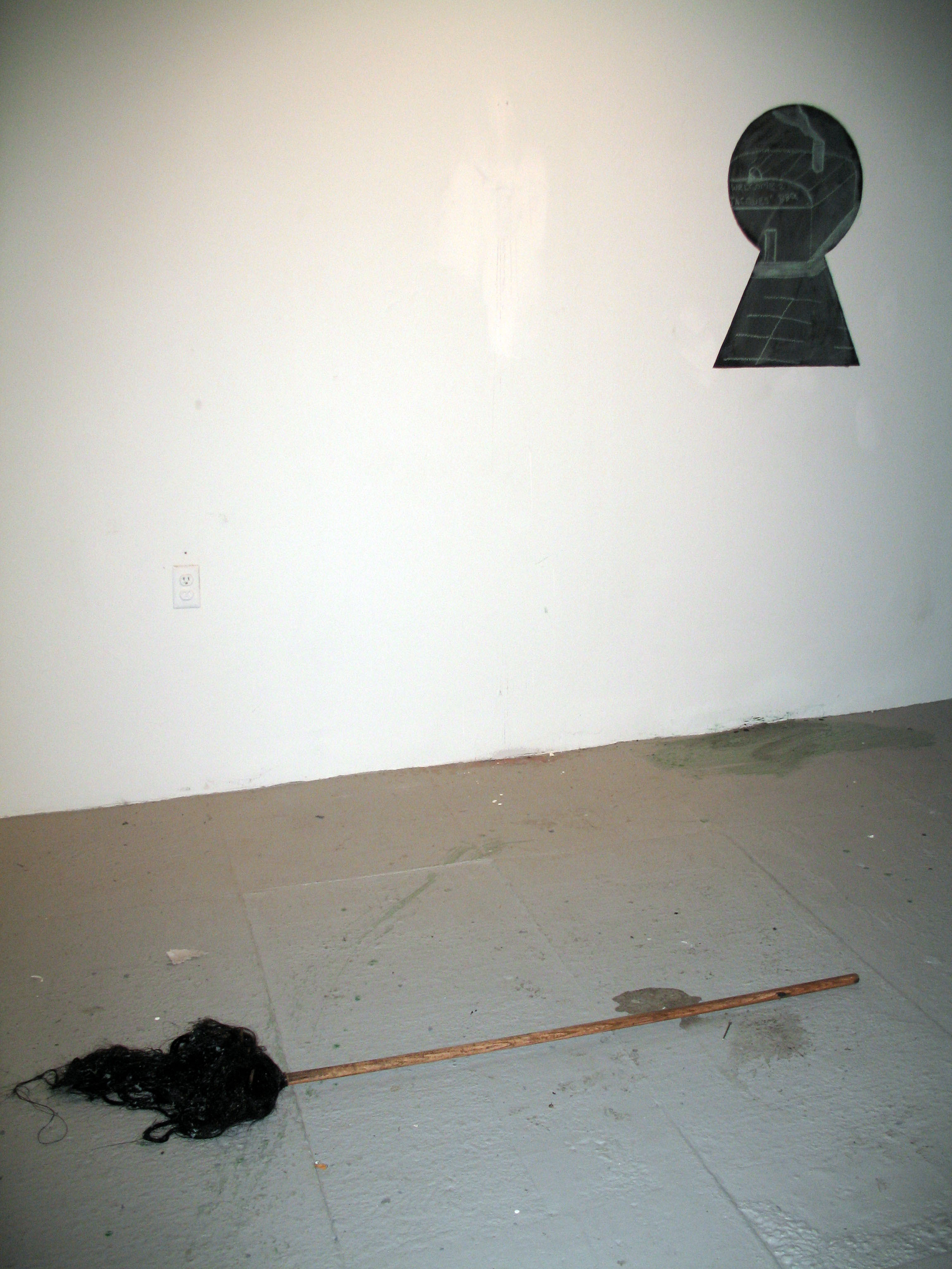 Jacques' BBQ / Yale Janitor snuck in and solved the reptoid crisis — image 4 of 7