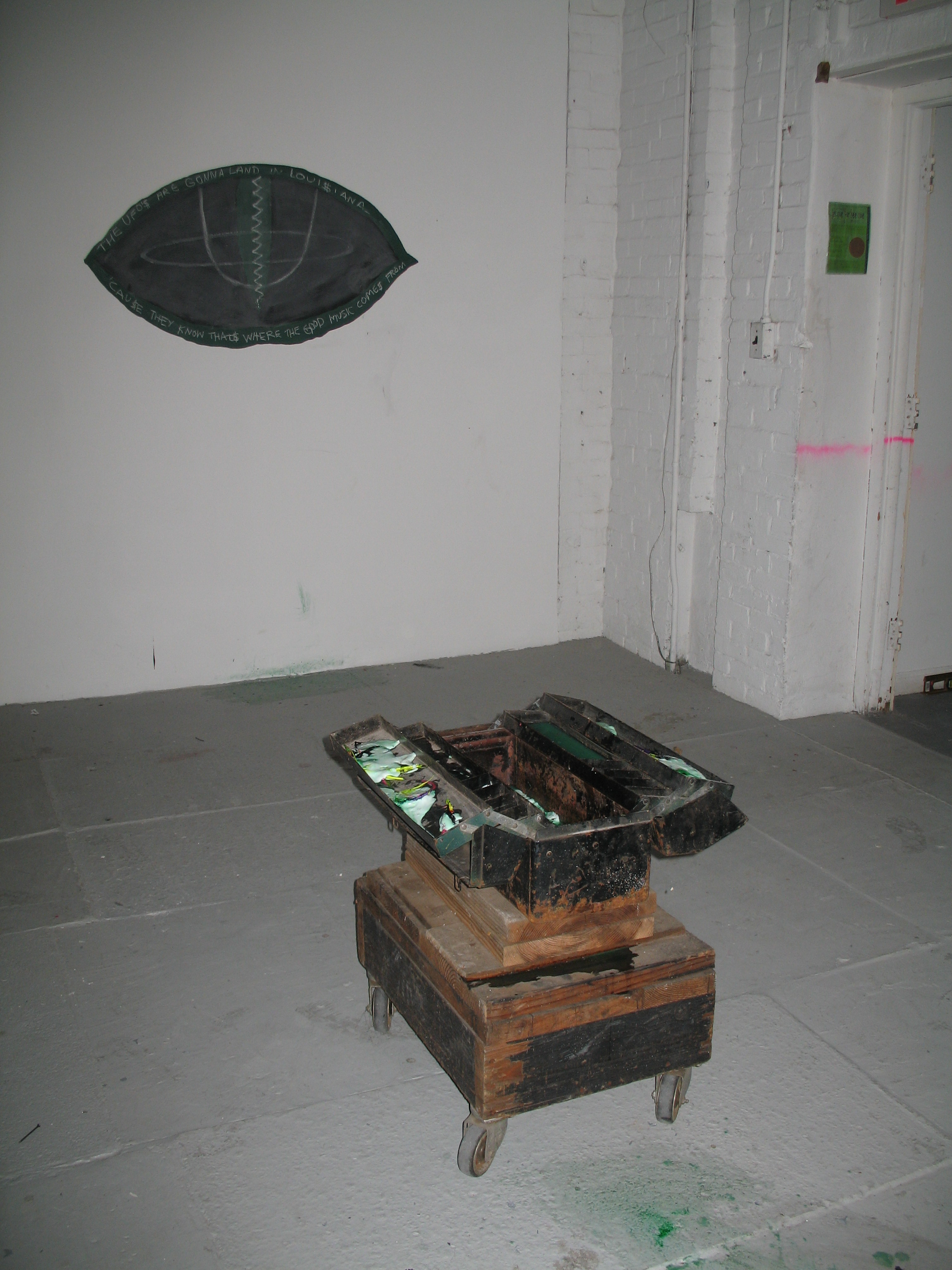 Jacques' BBQ / Yale Janitor snuck in and solved the reptoid crisis — image 2 of 7