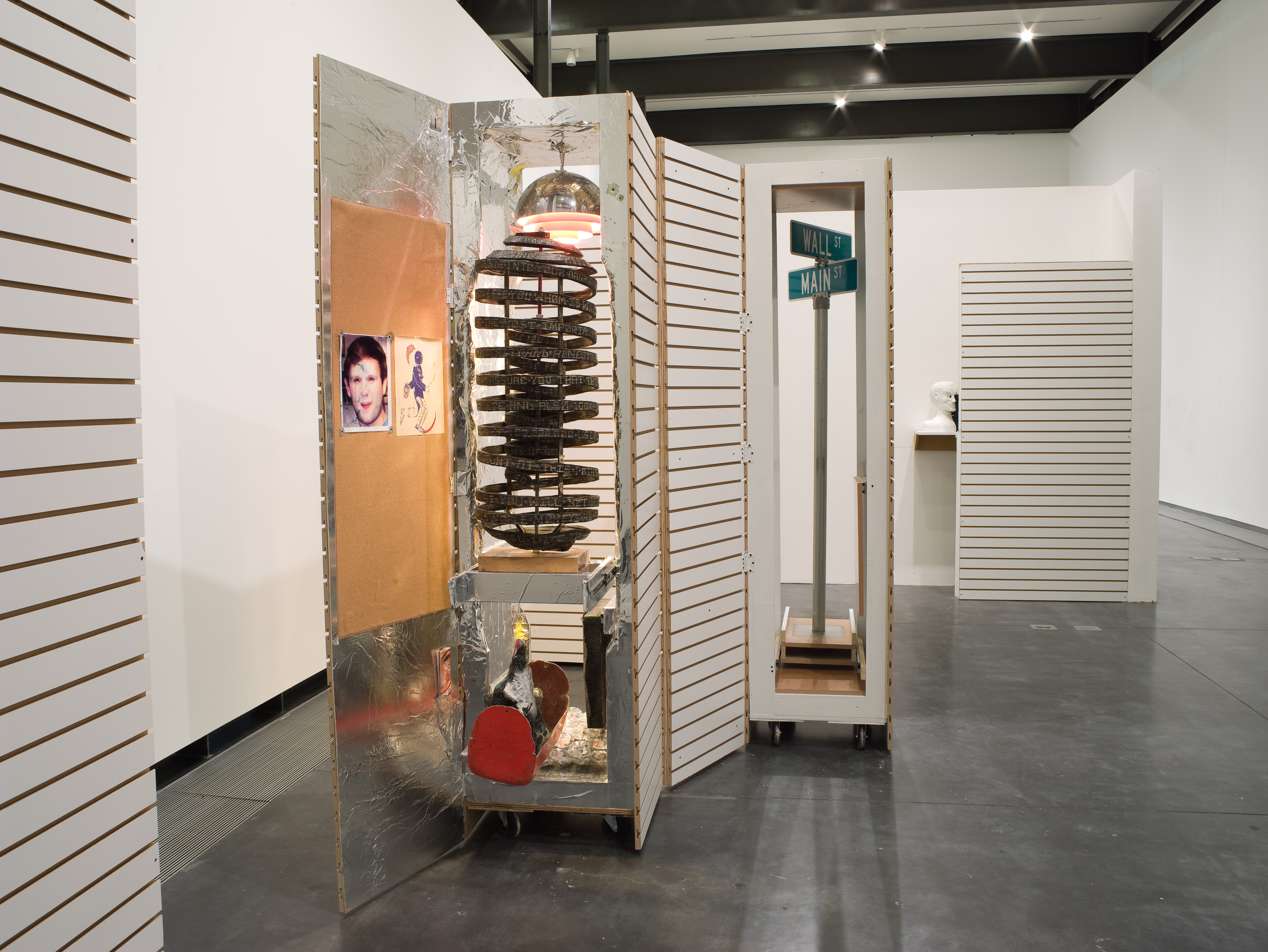Thesis Liquidation  — image 11 of 14
